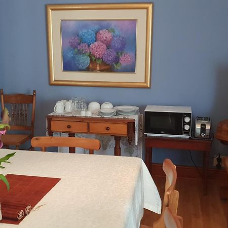 הרמנוס Smuts Ave. Guest Rooms מראה חיצוני תמונה