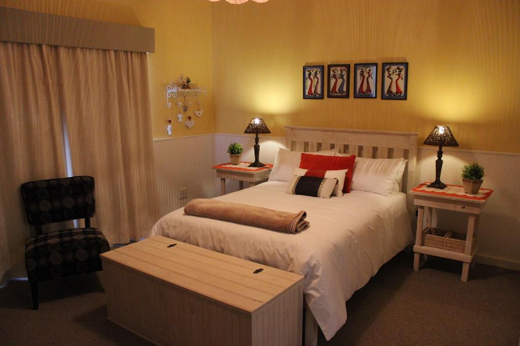 הרמנוס Smuts Ave. Guest Rooms מראה חיצוני תמונה