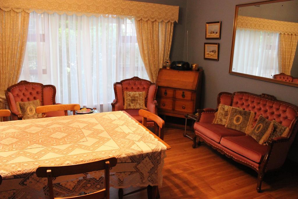 הרמנוס Smuts Ave. Guest Rooms מראה חיצוני תמונה